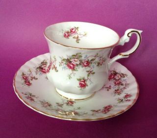 Royal Crest Pedestal Tea Cup And Saucer - Red And White Chintz Roses - England