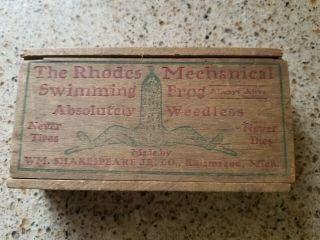 1909 Shakespeare Rhodes Mechanical Frog Fishing Lure 8