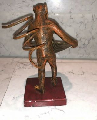 Vintage Petites Choses Cast Iron Monkey Holding Shell Statue Figurine 5.  5 