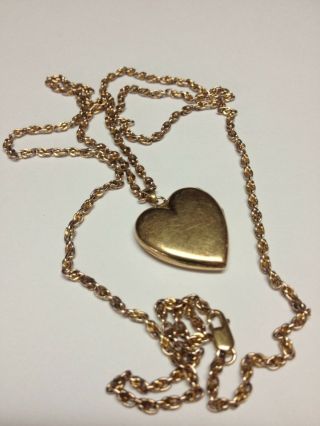 VINTAGE 14K GOLD HEART LOCKET PENDANT NECKLACE,  14K CHAIN 24 3/4 INCHES 7