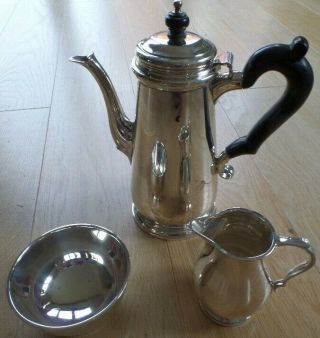 Tiffany & Co Sterling Silver Coffee Pot,  Cream Jug,  Sugar Bowl Set - 966 Grams