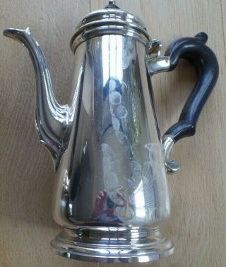 Tiffany & Co Sterling Silver Coffee Pot,  Cream Jug,  Sugar Bowl Set - 966 grams 4