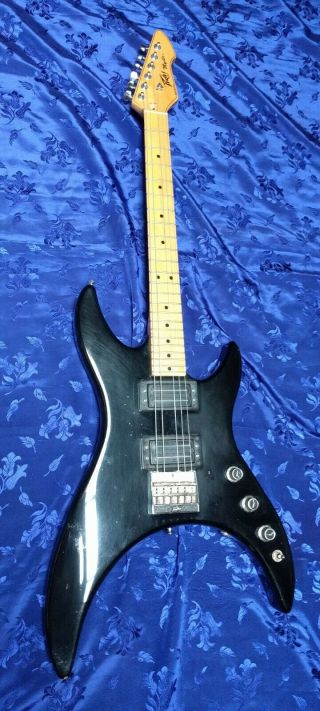 Peavey Mystic Vintage 80 ' s Electric Guitar.  Rare Made in USA 2