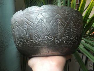 Old Chinese Hammered Copper Bowl Lotus Leaf Hand Engraved Motif Art Deco 4