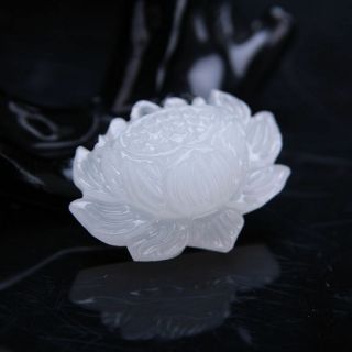 Chinese pure natural white jade hand - carved lotus flower pendant 2