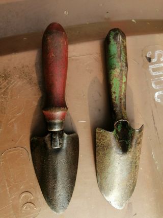 Antique Children ' s Garden Trowels 1950 ' s 2