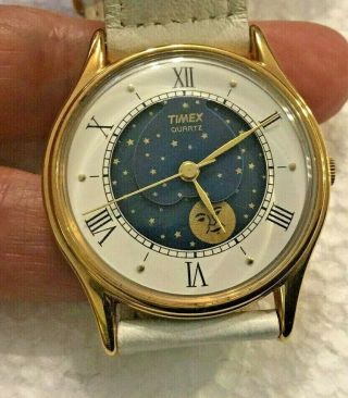 Vintage Rare Timex Moon Phase Watch - M Cell - T34 - - Leather Band