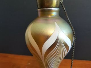ANTIQUE SIGNED QUEZAL GLASS PULLED FEATHER GOLD LAMP 11 3/4 