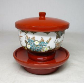 A012: Antique Japanese Kutani Porcelain Yunomi Cup w/ Urushi Lacquer Lid & Stand 4