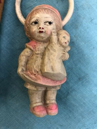 Vintage 30 ' s 40 ' s celluloid teething ring doll with baby 2