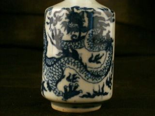 Fine 19thC Chinese Blue & White Porcelain Dragon/Phoenix Snuff Bottle Raa018 4