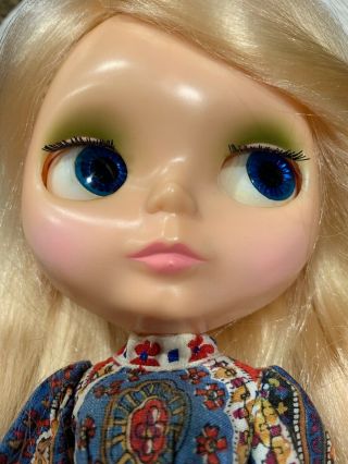 Vintage 1972 Kenner Blythe Doll Blonde Paisley Blue Dress Pink Blush Flaws 2