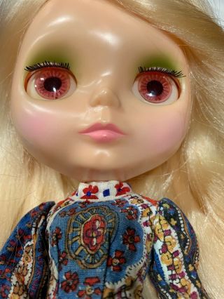 Vintage 1972 Kenner Blythe Doll Blonde Paisley Blue Dress Pink Blush Flaws 4