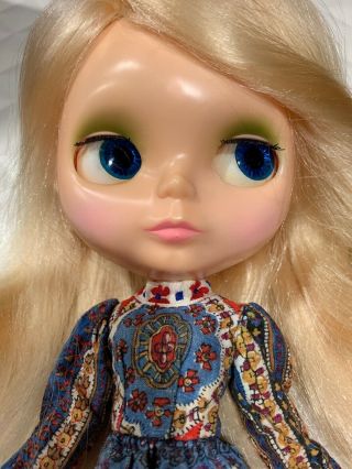 Vintage 1972 Kenner Blythe Doll Blonde Paisley Blue Dress Pink Blush Flaws 5