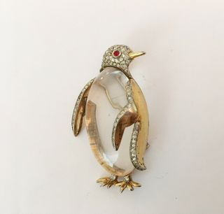 1940’s Sterling Trifari Jelly Belly Penquin Pin With Lucite Body