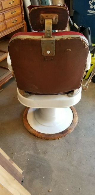 Theo A.  Kochs vintage antique barber chair 4