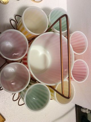 VINTAGE RARE HAZEL ATLAS 8 CANDY STRIPED GLASSES WITH ICE BUCKET AND CARRIER 2