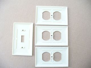 Vintage Sierra Ribbed Ivory Bakelite Switch And 3 Outlet Plates