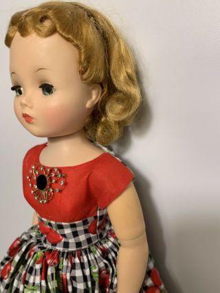 Vintage 1950s Madame Alexander Cissy Doll Blonde 20 