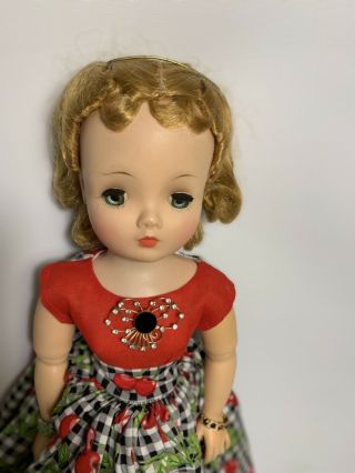 Vintage 1950s Madame Alexander Cissy Doll Blonde 20 