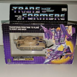 Vintage 1985 Hasbro Transformers G1 Triple Changers Blitzwing -