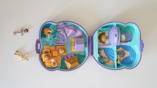 Polly Pocket Disney Aladdin 1995 - Includes Figures AUS SELLER 2