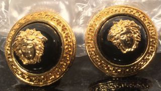 Gianni Versace Italy Vintage Gold Tone Medusa Clip Earrings