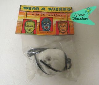 Vintage 1960s Wear A Weird - Oh Wierdo Skull Monster Necklace Mip