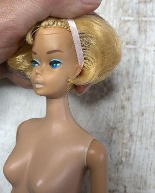 VINTAGE 1070 Barbie Bendable Leg American Girl Doll BLONDE 1965 1966 1967 3