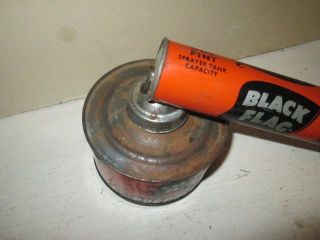 Vintage Black Flag All Purpose Bug Pump Sprayer 1 Pint Boyle - Midway Inc.  Tin Can 3