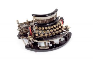 Vintage C1915 " Imperial Model B " Typewriter