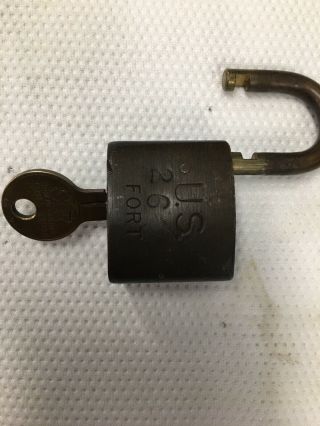old military Foot Locker Lock 26 U.  S.  Fort,  Serial 11135 With Key,  Lock 4