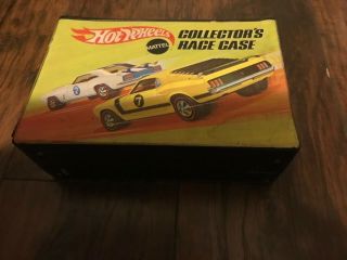 2 Vintage Hot Wheels cases with cars - estate find Late 1960s & 1970s 5