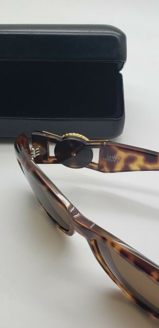 GIANNI VERSACE True Vintage Sunglasses 424 BROWN 80 ' s Gold Medusa Head & Stones 5