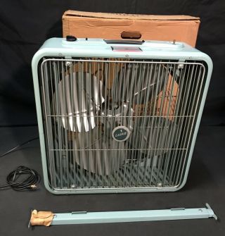 Vintage 1959 - 60 Lasko Executive Oscillating Box Fan Box Well