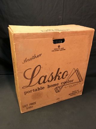 Vintage 1959 - 60 Lasko Executive Oscillating Box Fan Box Well 2