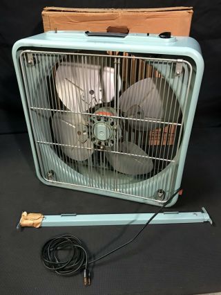 Vintage 1959 - 60 Lasko Executive Oscillating Box Fan Box Well 6