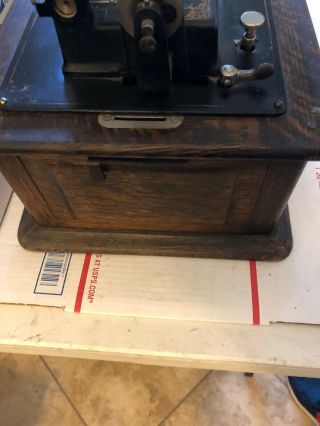 Antique THOMAS A EDISON TRIUMPH Model A PHONOGRAPH CYLINDER RECORD Player 9