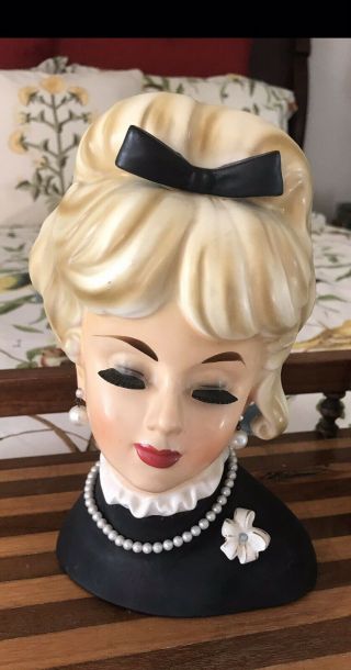 Vintage Lady Head Vase,  NAPCO C6986,  9.  5” 2