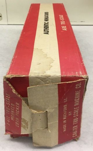 Vintage TRU - SCALE Red CORN PICKER Farm Tractor Attachment w/ Box J - 411 8