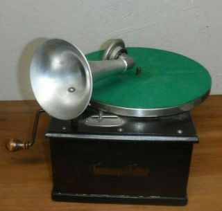 RARE ANTIQUE TRUMPETONE PHONOGRAPH TALKING MACHINE RECORD PLAYER N.  Y. 5