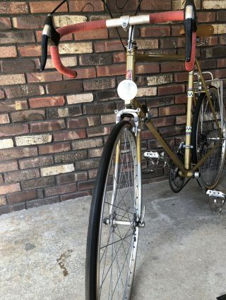 PEUGEOT CLASSIC ROAD BIKE 1970 ' S VINTAGE ALL FRENCH RARE GOLD COLOR 3