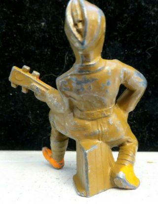 Vintage Manoil Lead Toy Soldier RARE Playing Banjo M - 095 2