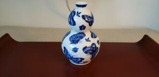 Antique Chinese Export Double Gourd Vase With Butterflies