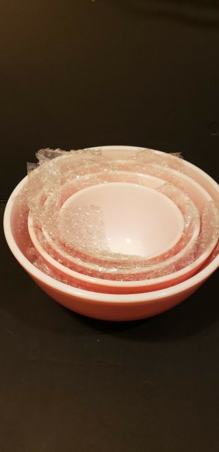 Vintage pink Pyrex nested mixing bowls 6