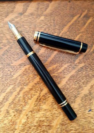 Vintage Waterman Ideal Fountain Pen With 18k Solid Gold Medium Nib