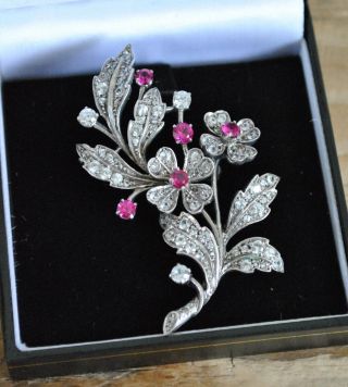 Vintage - Jewellery Brooch - Silver - Saphire - Red - White - Floral