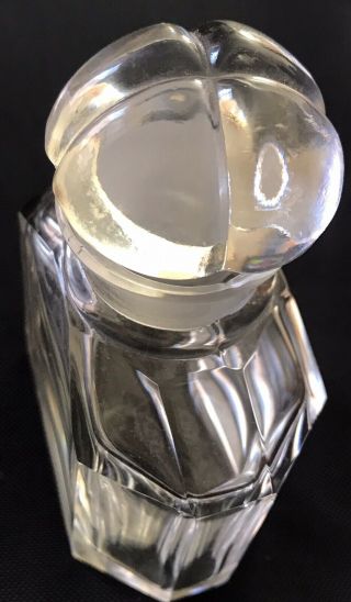 STUNNING VINTAGE RARE GUERLAIN SIGNED BACCARAT CRYSTAL PERFUME BOTTLE 3.  75 IN 4