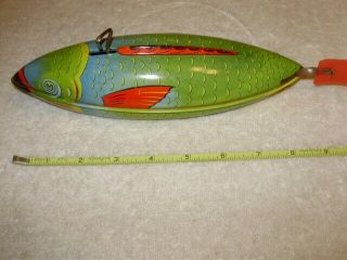 Vintage J.  Chein & Co.  Tin Litho Wind Up Fish Made In The U.  S.  A.  With Tail Fin