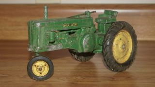 Vintage John Deere Usa Farm Tractor W/ Metal Wheel Rims 1/16 Scale -